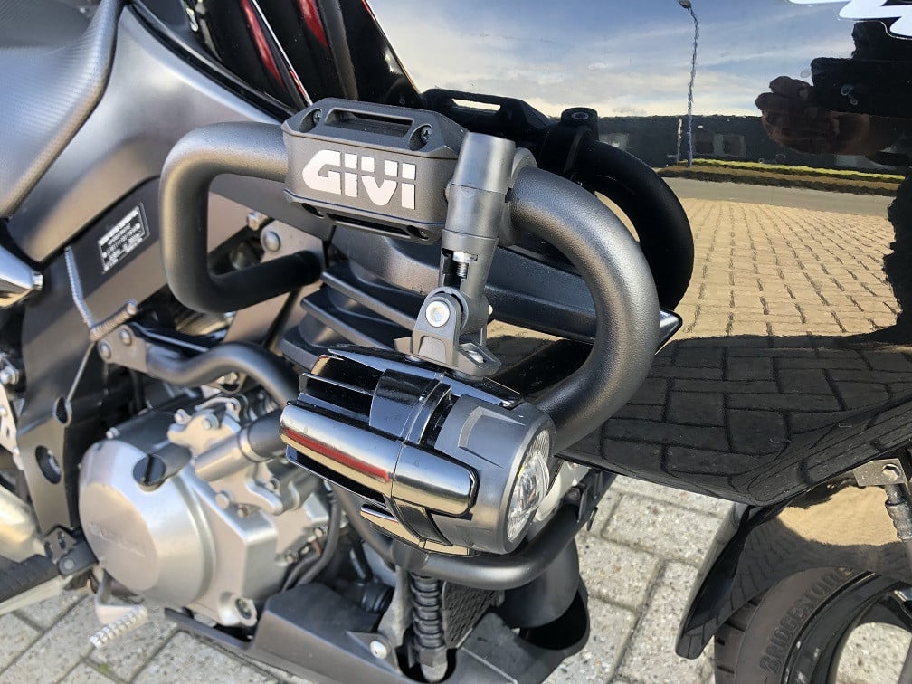 Suzuki DL1000 V-Strom, 11-2005, 31 dkm, 1e eig, kofferset etc etc €4450,-