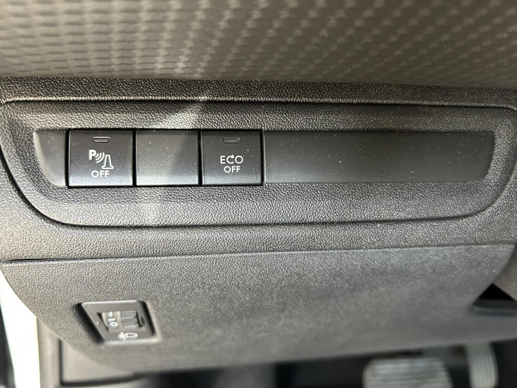 Peugeot 2008 1.2 puretech blue lion automaat 1e eigenaar| automaat
