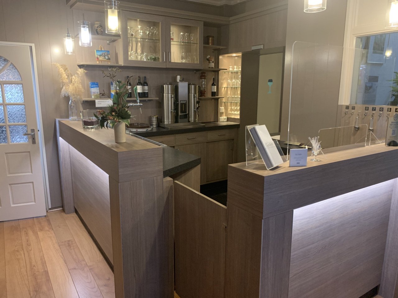 Bar/ buffet/balie