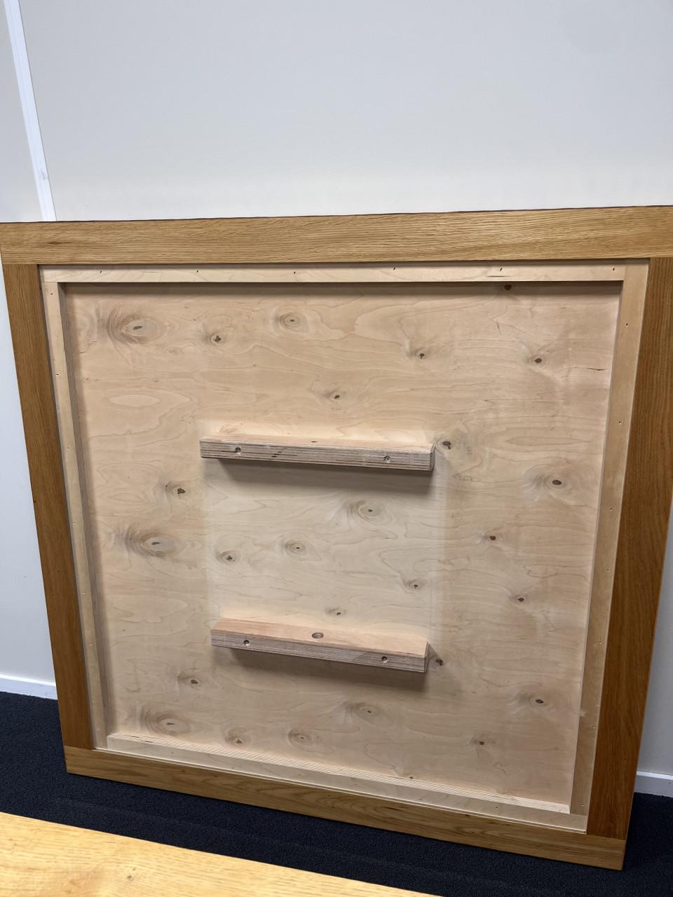 Gratis af te halen  2 tafels