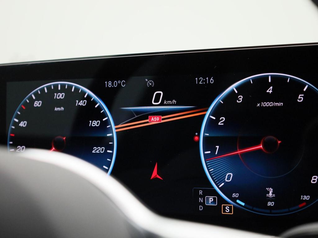 Mercedes-Benz A-Klasse 180 business solution | automaat | apple carplay / a