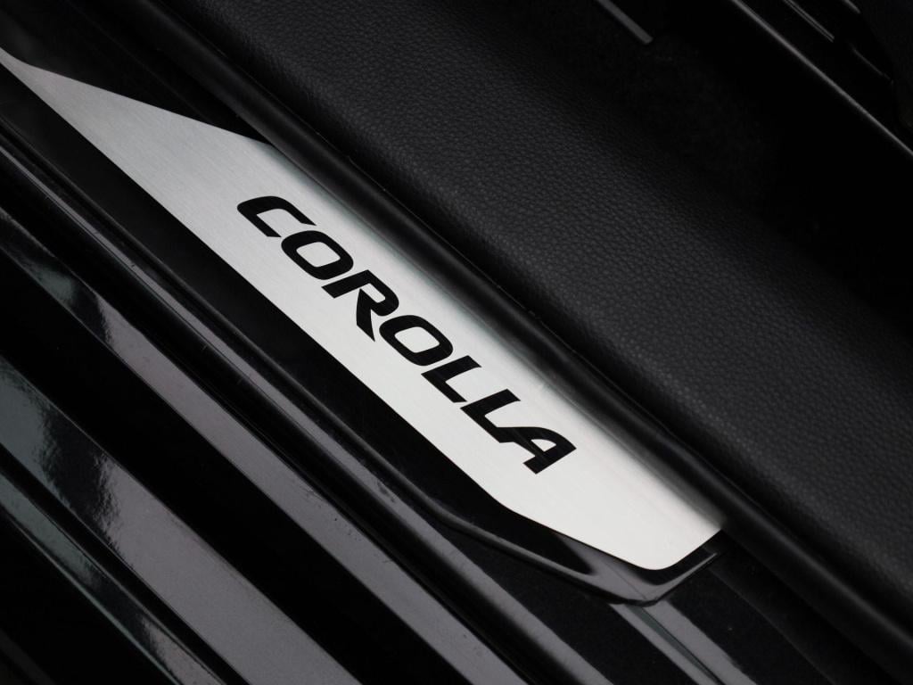 Toyota Corolla Touring Sports 1.8 hybrid executive | automaat | stoel verwa