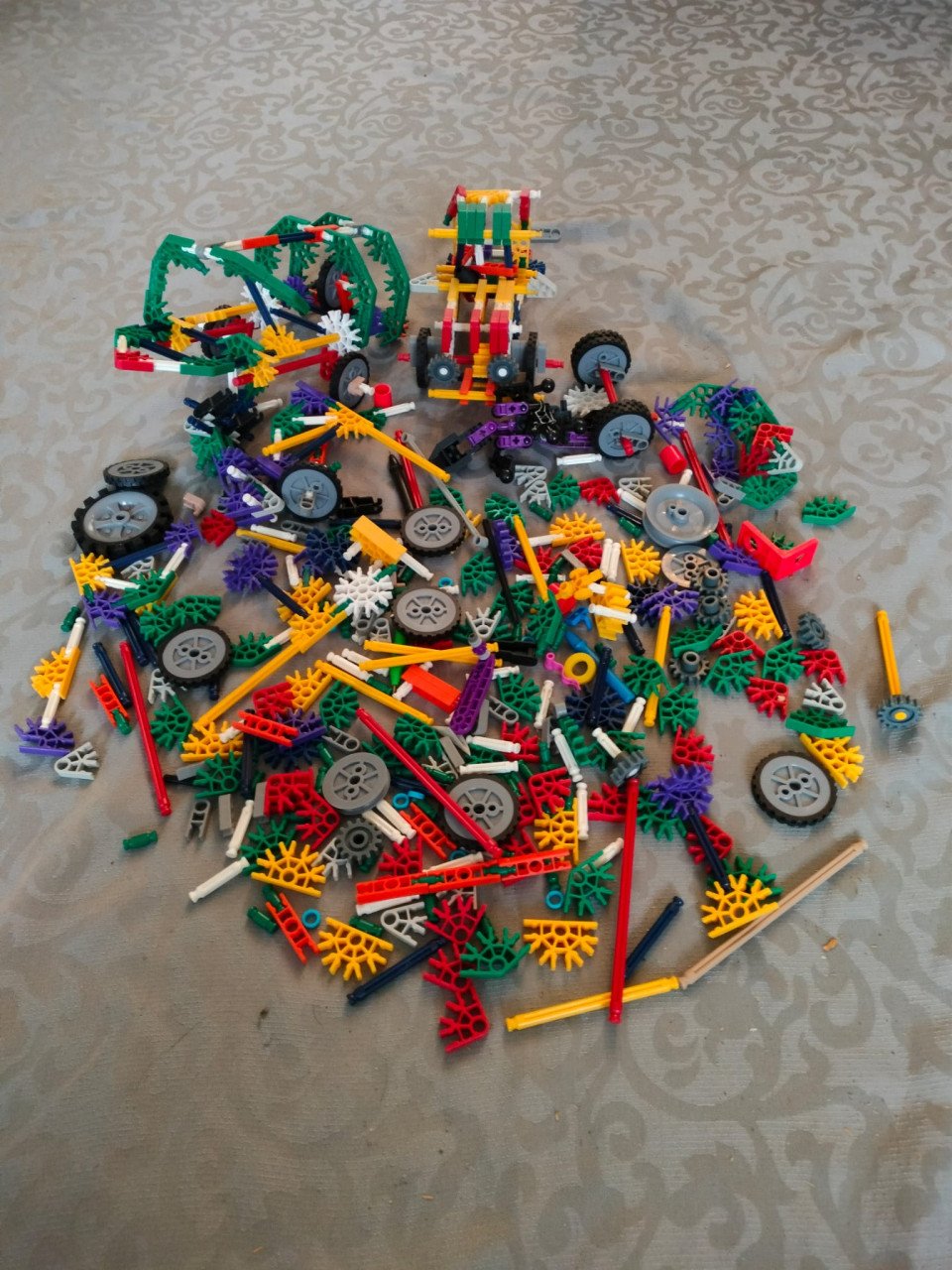 K'nex ongesorteerd