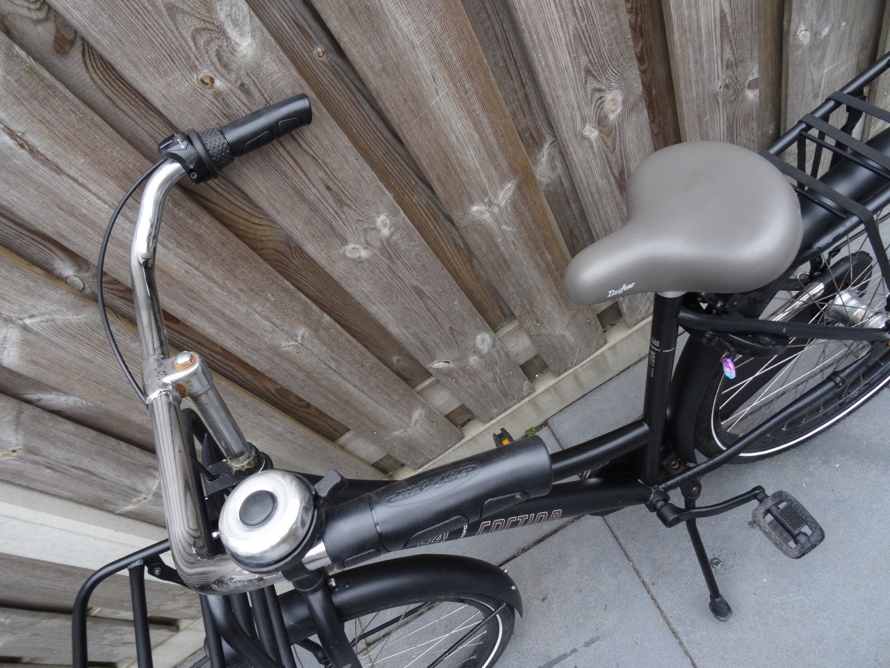 Cortina U4 26 inch meisjesfiets 3 vers fr 46 cm