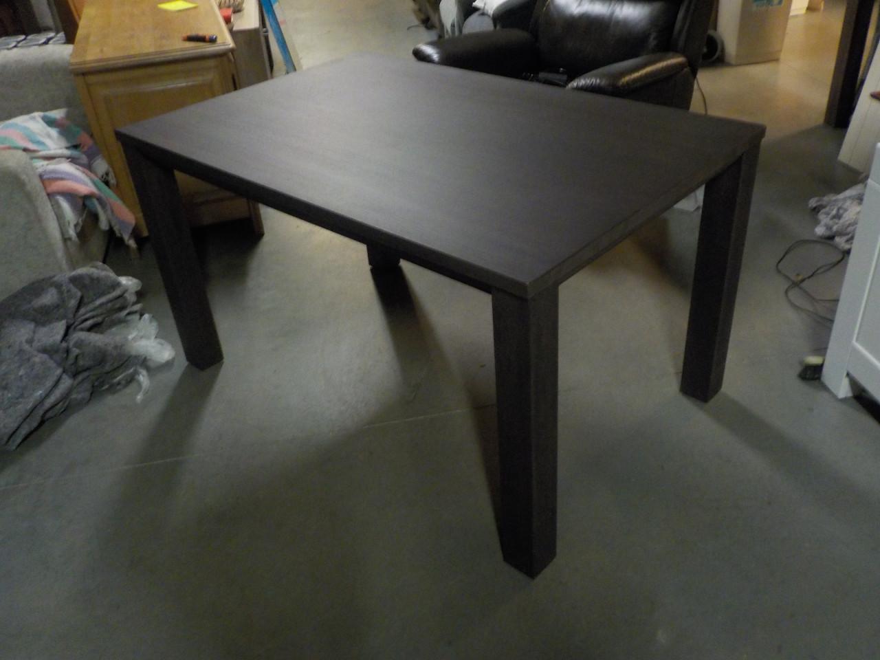 Mooie kwaliteit in vrijwel nieuw staat eettafel 140 x 90 cm