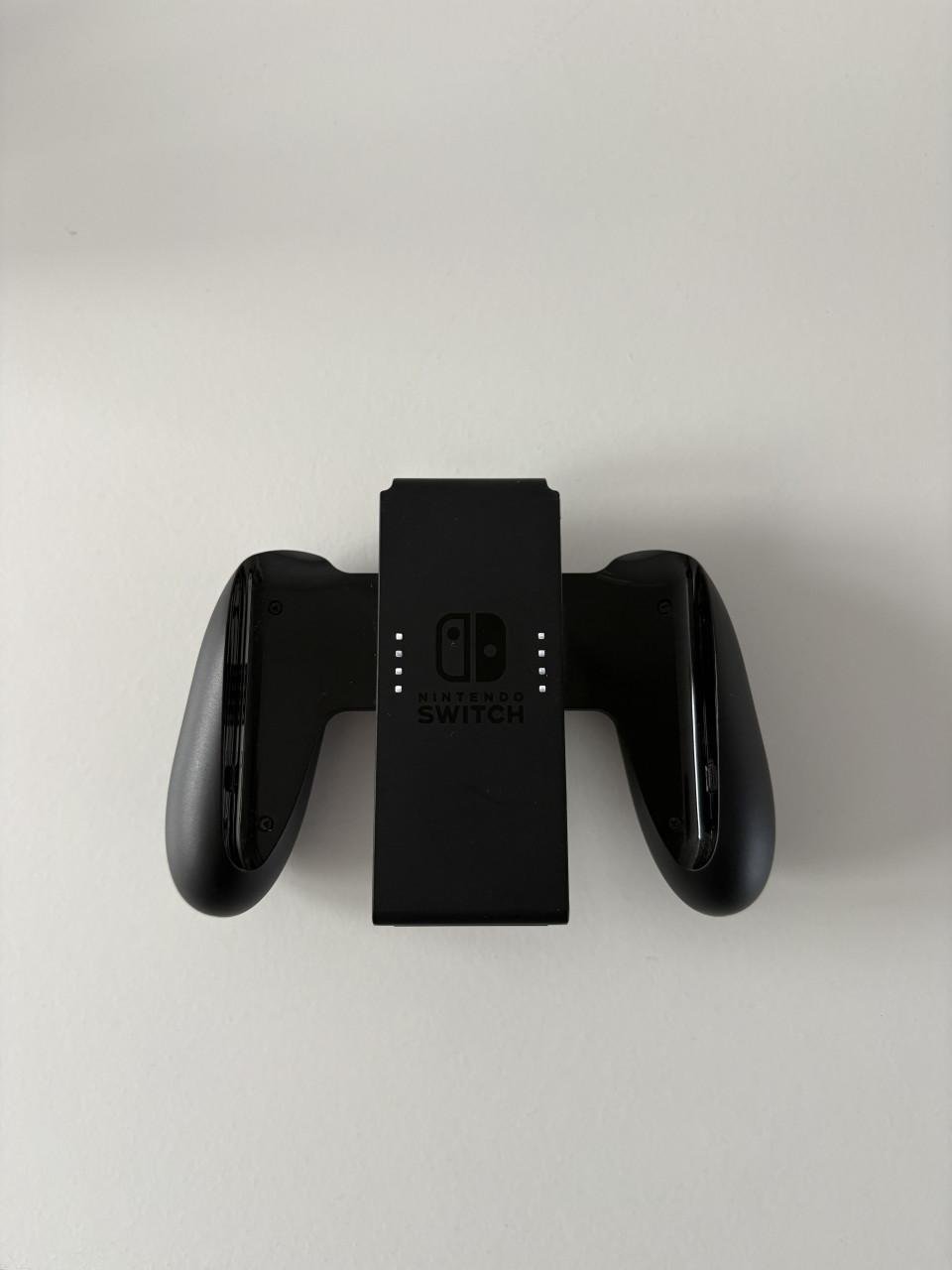 Nintendo Switch + 5 spellen