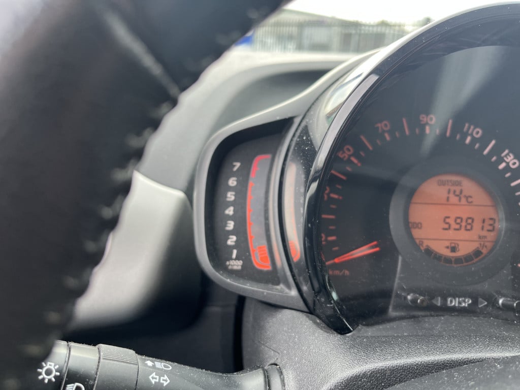 Toyota Aygo 1.0 vvt-i x-wave