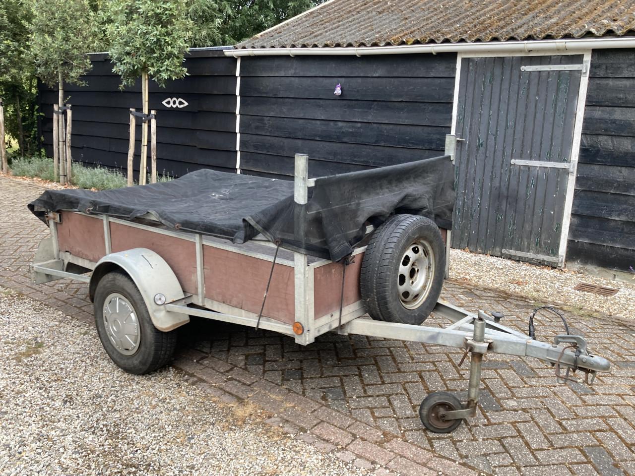 Aanhanger bakwagen kar enkelasser torsievering i.z.g.st.!    125x225 cm