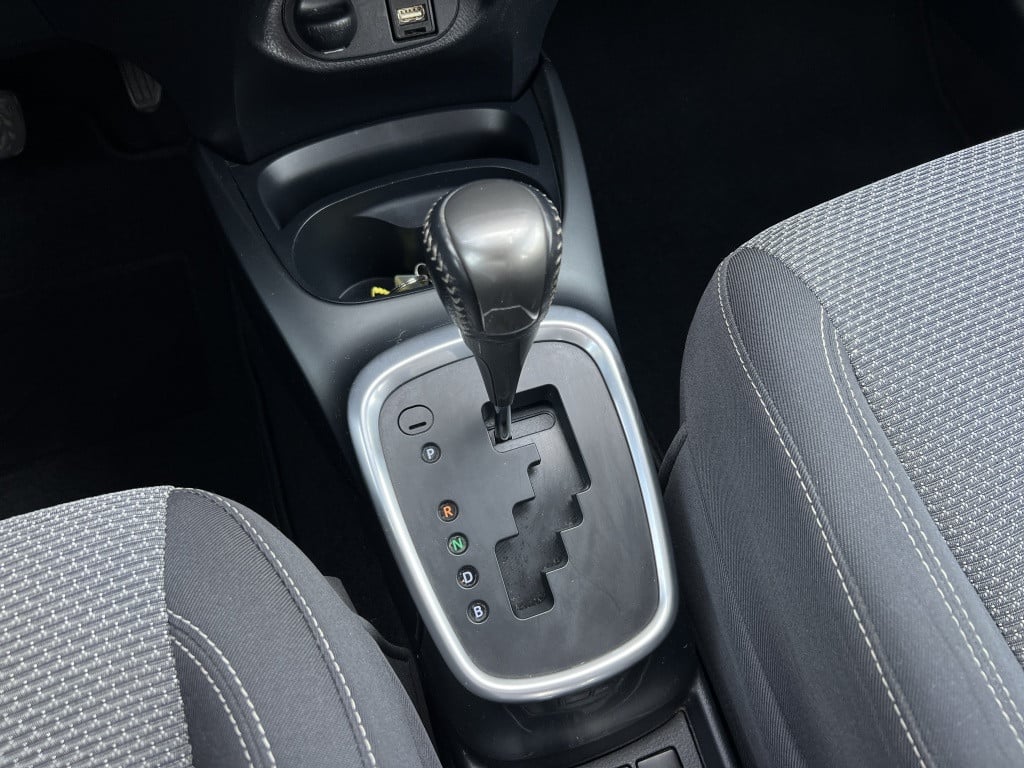 Toyota Yaris 1.5 hybrid lease