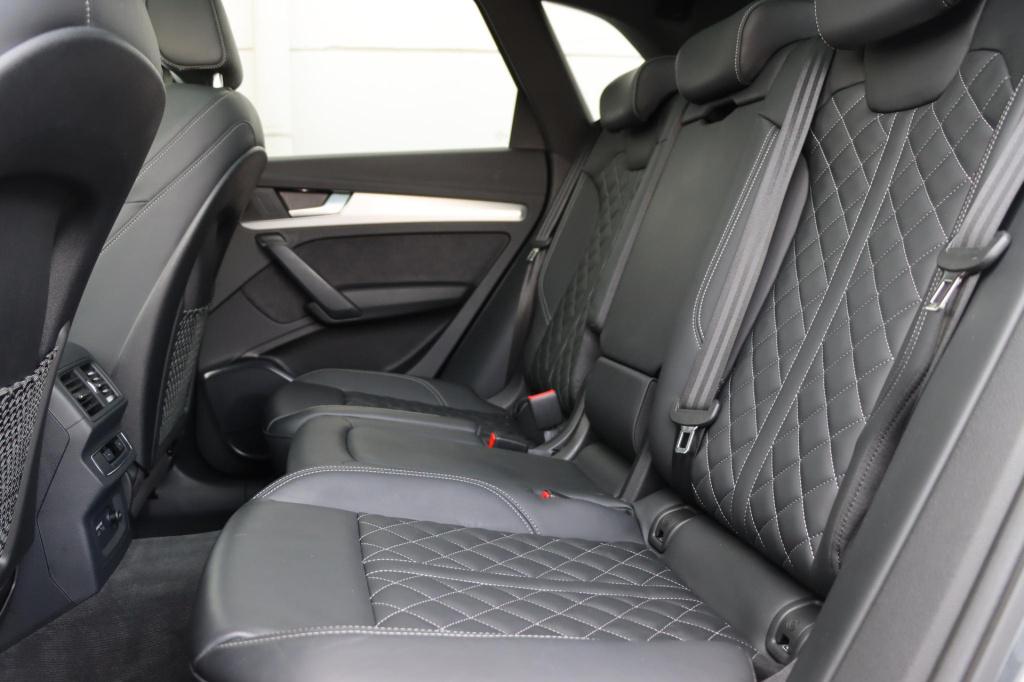 Audi Q5 55 tfsi e s line quattro 367pk s tronic | trekhaak | stoel- en stuu
