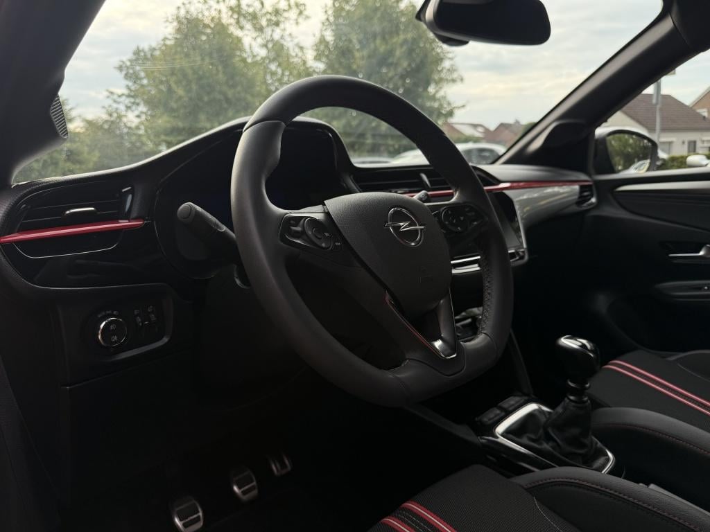 Opel Corsa 1.2 gs line