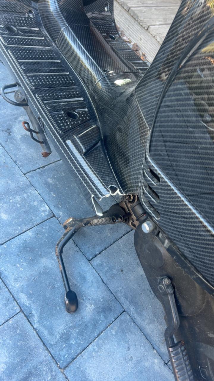 Toscana GTS scooter