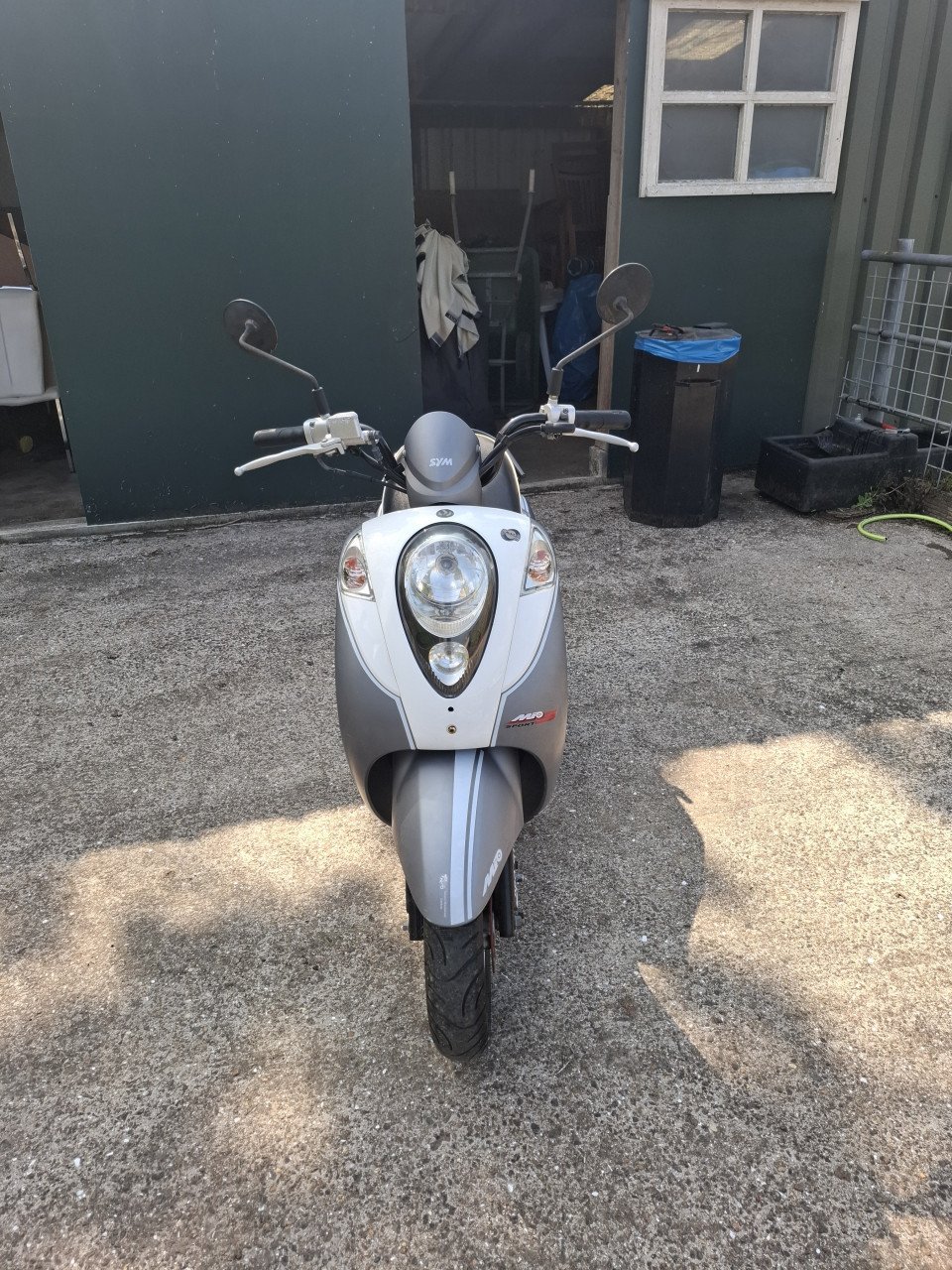 Scooter sym sport