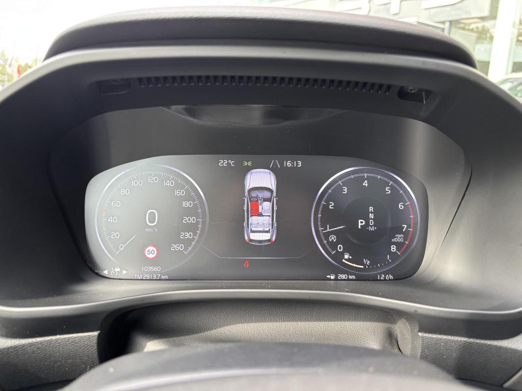 Volvo XC40 2.0 t4 r-design