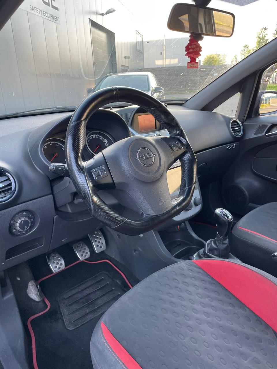 Opel Corsa 1.6 GSI Turbo 3D 2009 Zwart | 150 PK | NAP