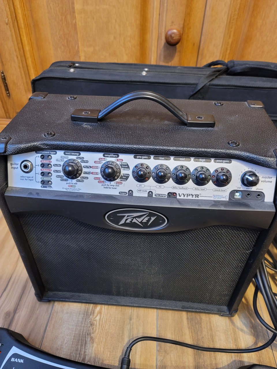 Gitaar met versterker