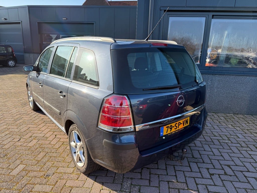 Opel Zafira 1.8 business 7 persoons