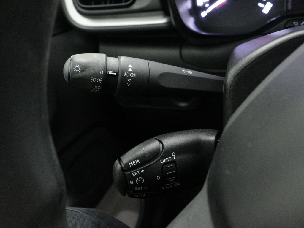 Citroen C3 82 pk feel | rijklaar | parkeersensoren achter | apple carplay /