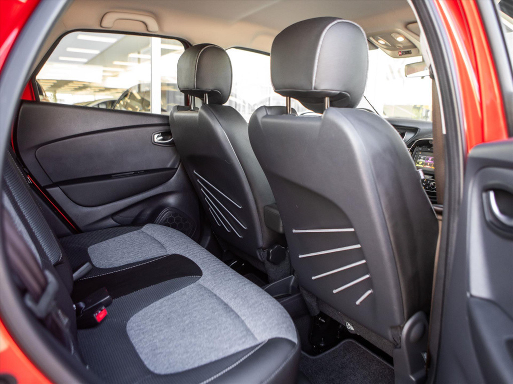 Renault Captur tce intens 150pk automaat | navigatie | stoelverwarming | pa