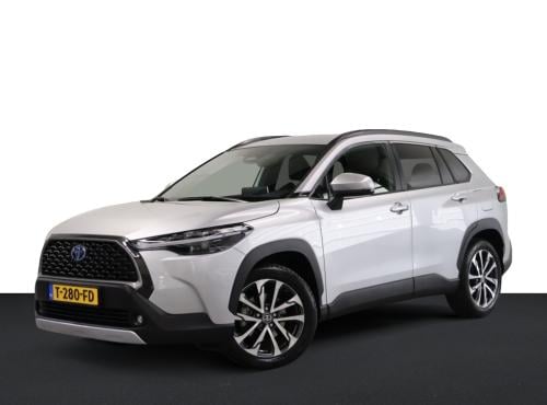 Toyota Corolla Cross 2.0 hybrid 200 first edition | trekhaak | nl auto