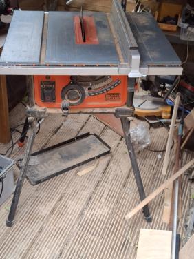 Circelzaag tafel