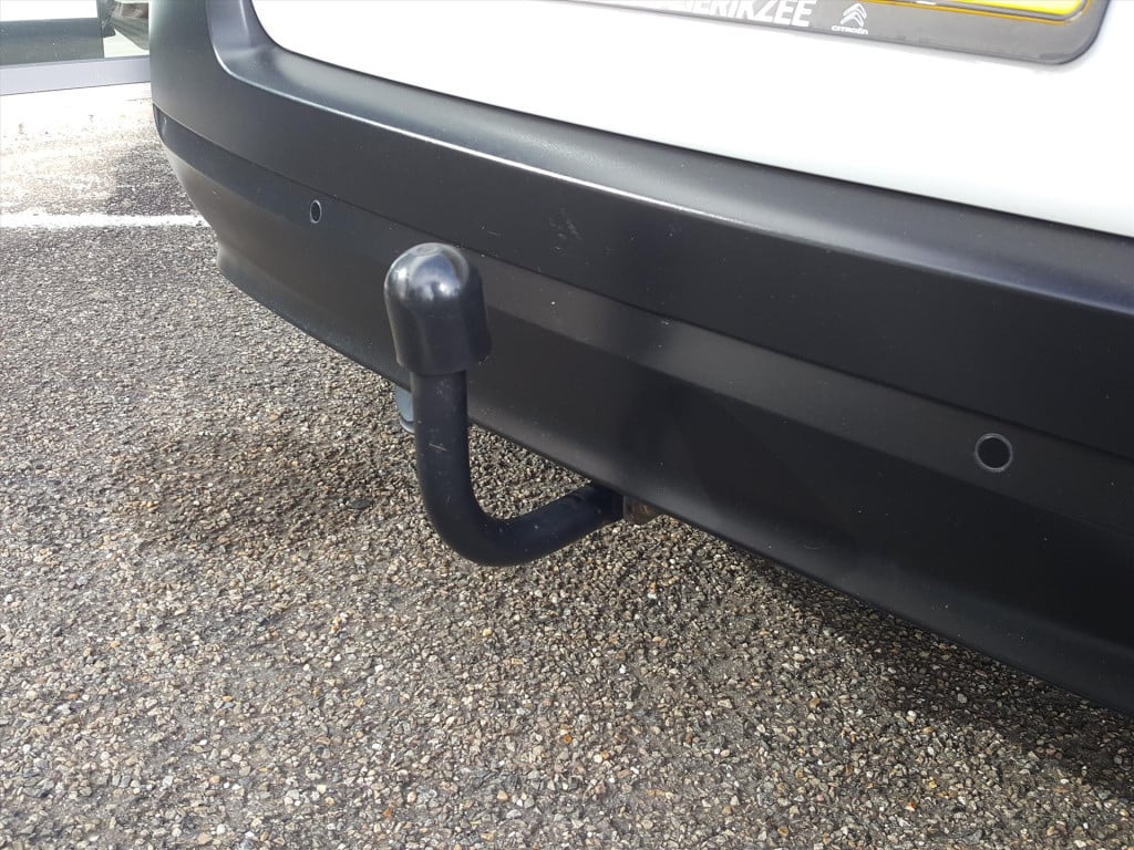 Citroen C3 1.2 puretech 82pk s&s feel navigatie | trekhaak | cruise & clima