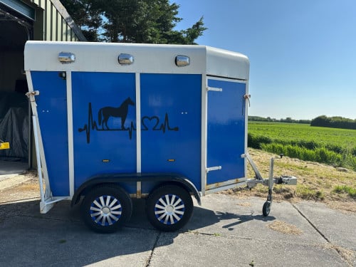 Pony trailer
