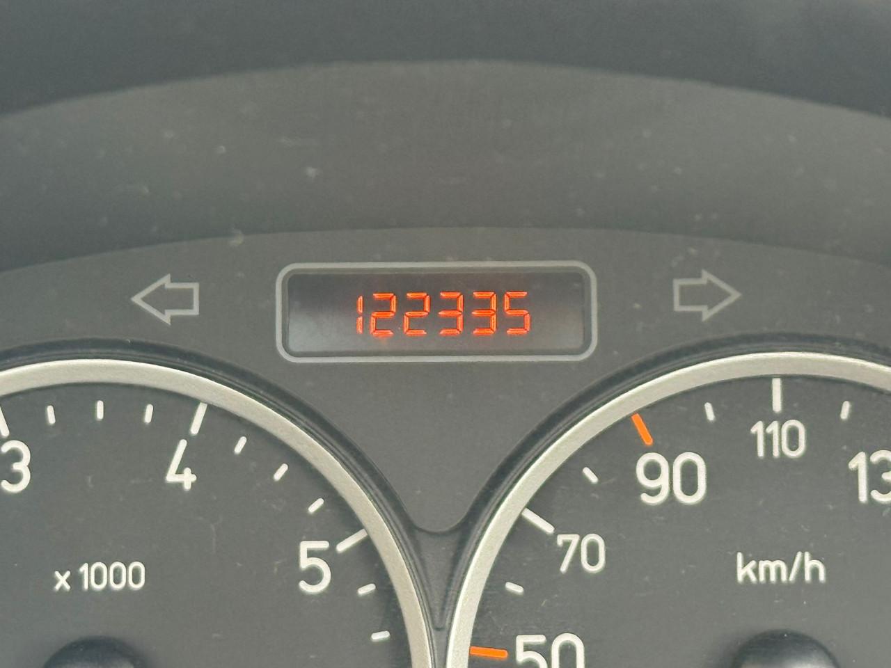 Peugeot 206 cabrio bj 2013 1500 euro