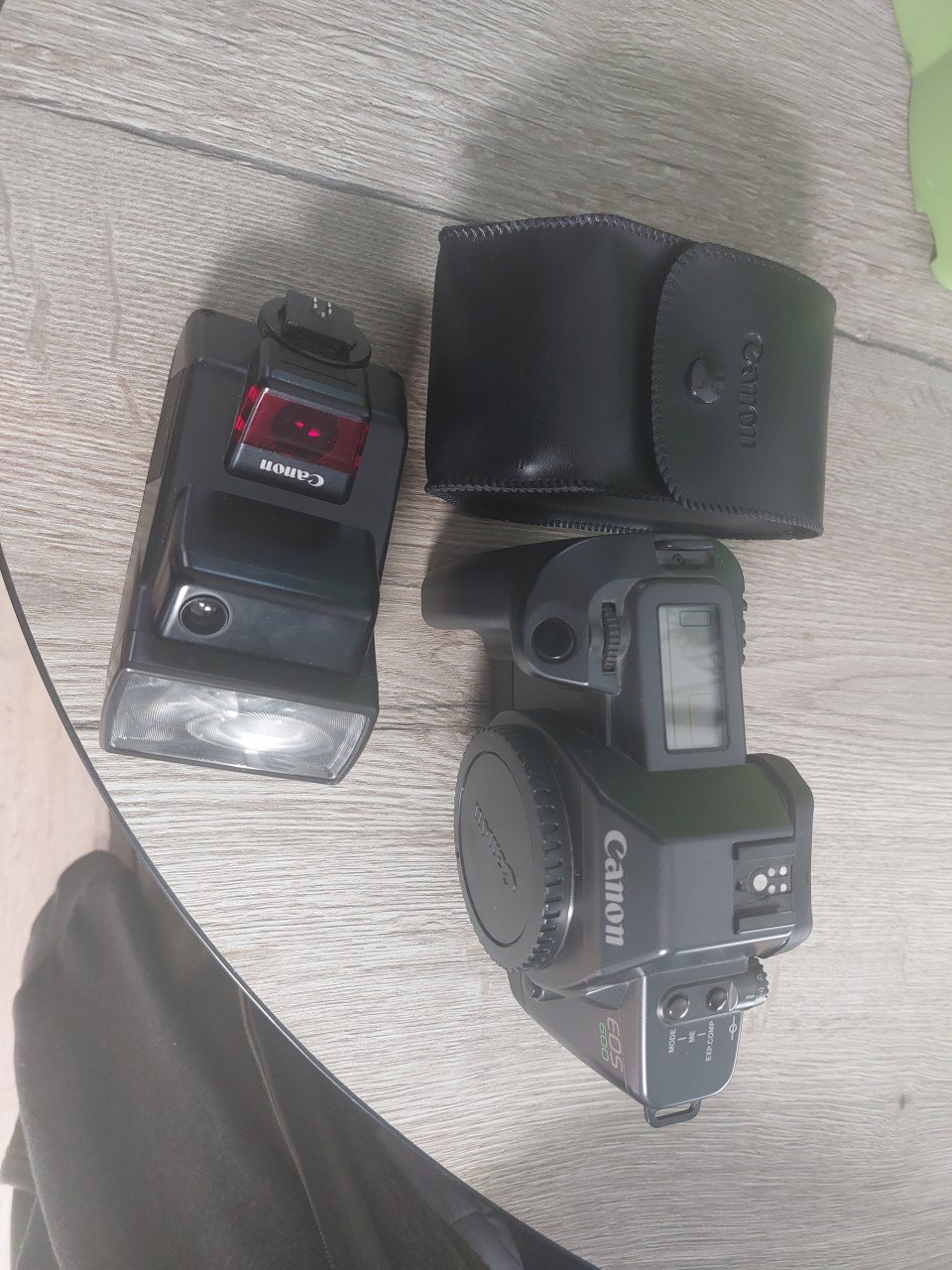 Canon eos 600 analoge camera