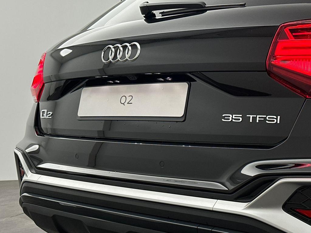 Audi Q2 s edition 35 tfsi 110 kw / 150 pk hatchback 7 vers