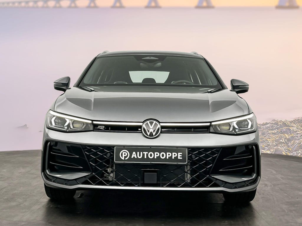 Volkswagen Passat r-line business variant (9) 1.5 110 kw / 150 pk e volkswa