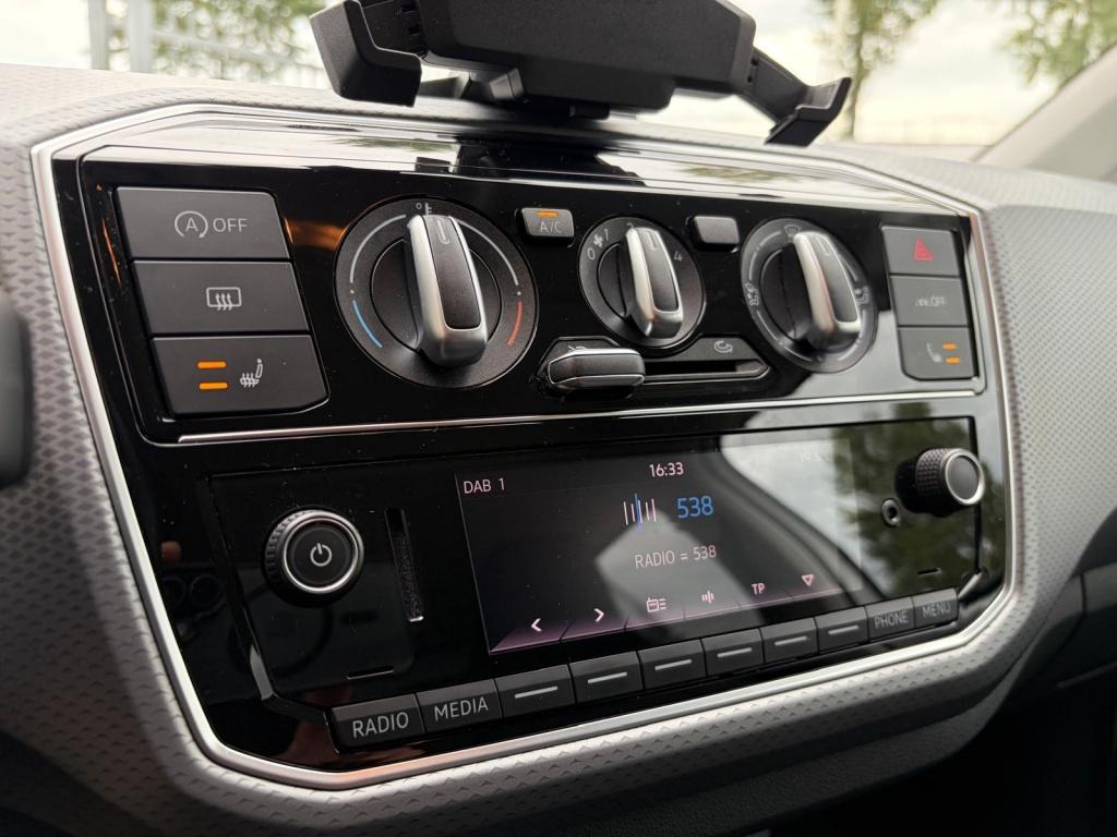 Volkswagen UP! 1.0 | active | lm velgen | stoelverwarming