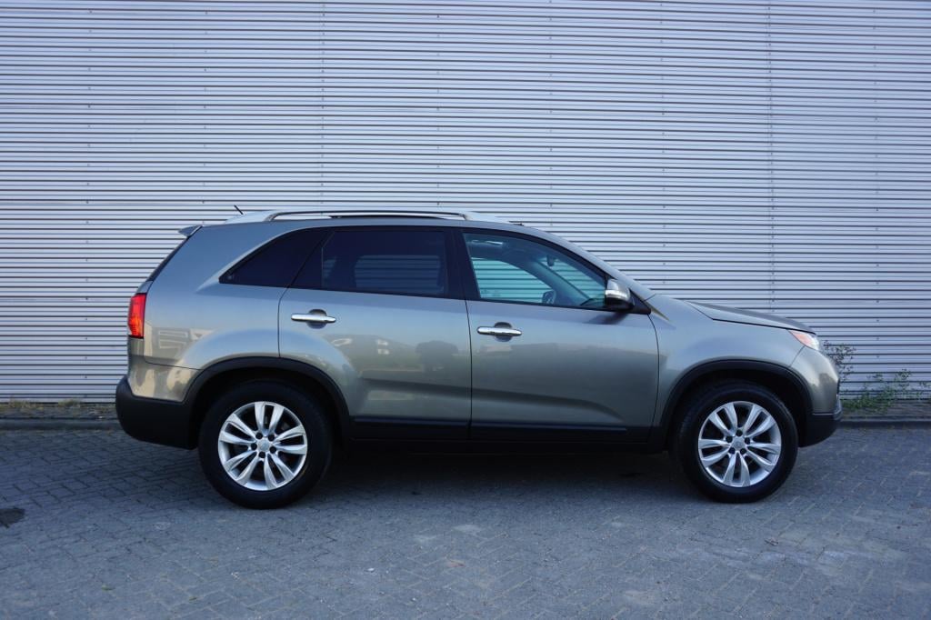 Kia Sorento 2.2 crdi x-clus. 7p. automaat - climate / navi / cruise / leder