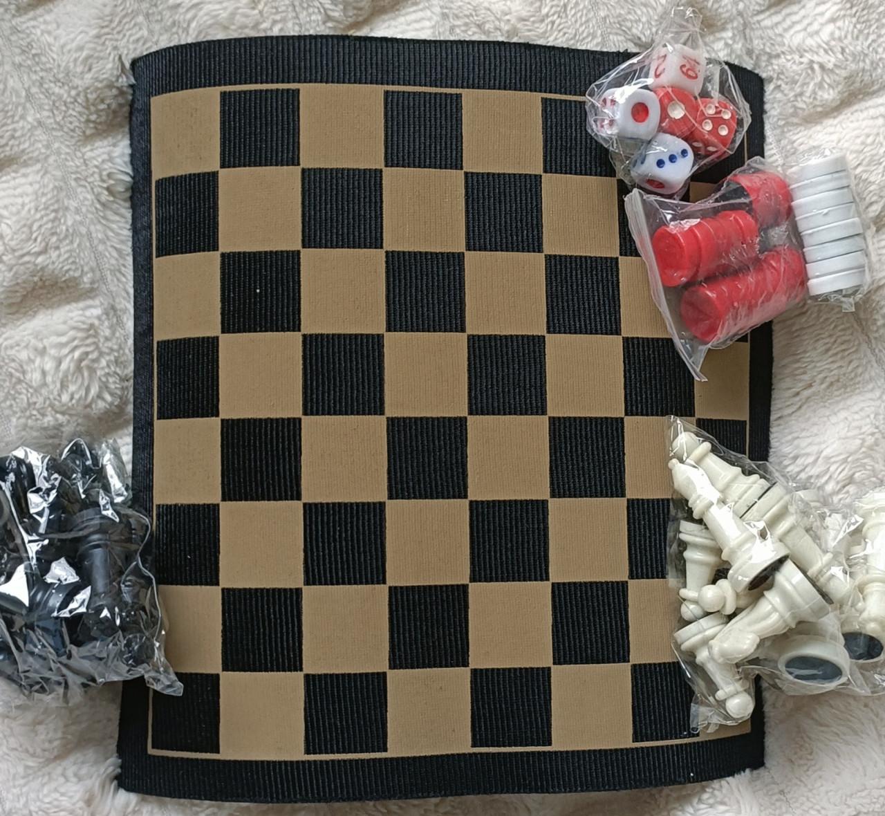 Schaken, dammen, backgammon.