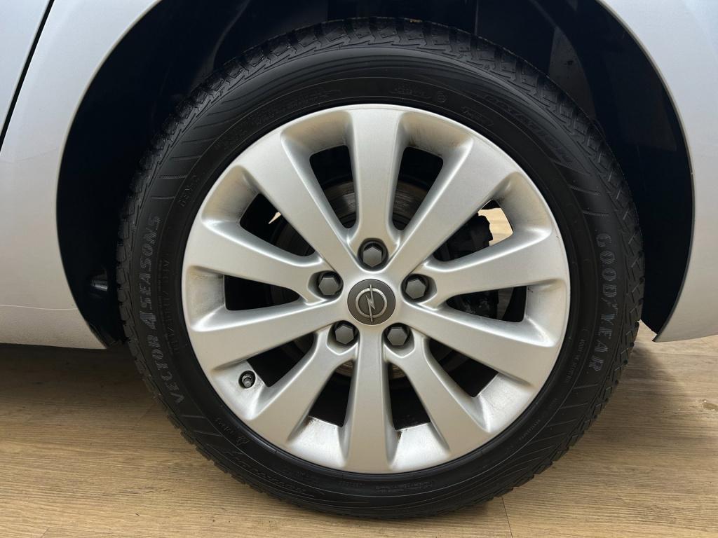 Opel Zafira occasion 1.4 edition 7p. | grijs | tweedehands opel zafira | ai