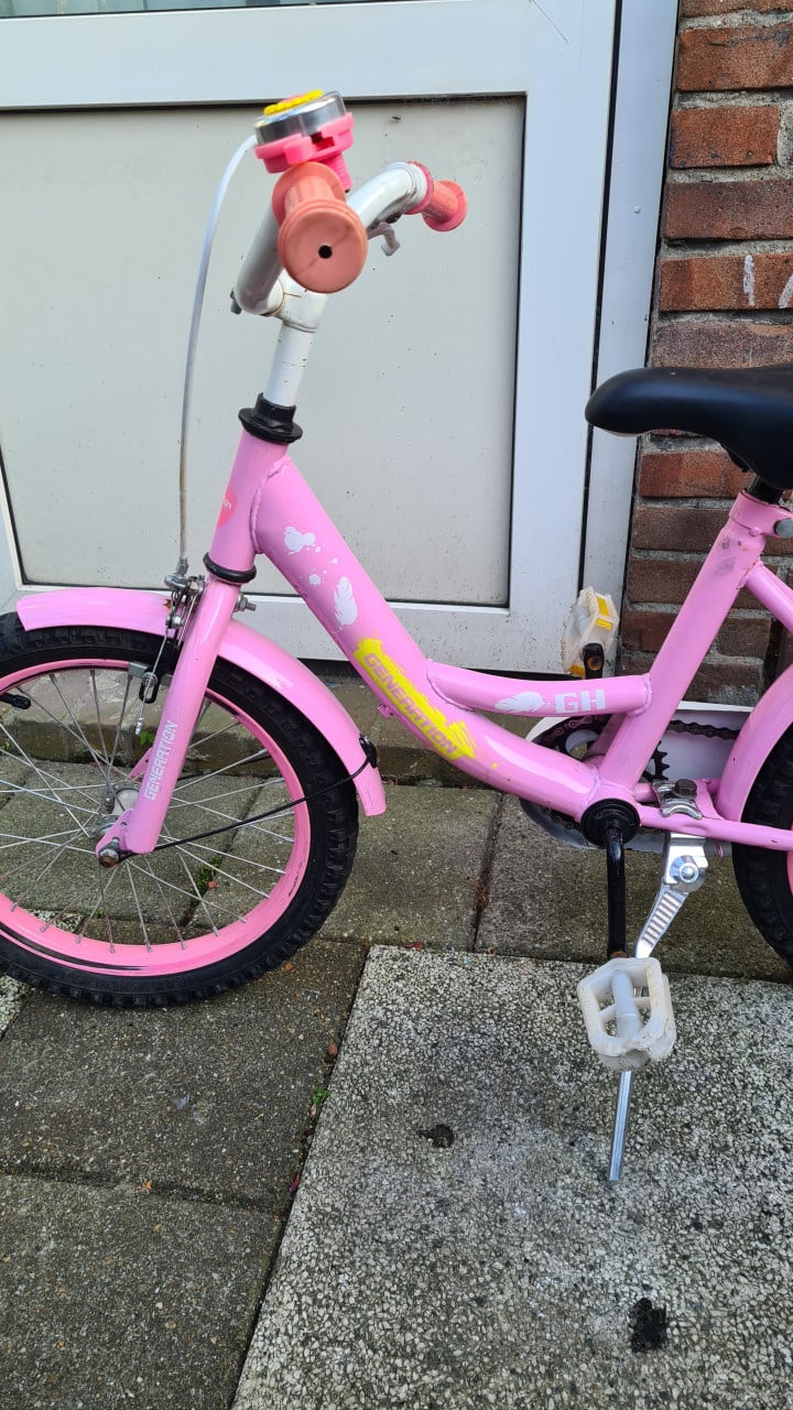Mooi en goed werkend meisjes fiets 16inch-3 tot 7jaar