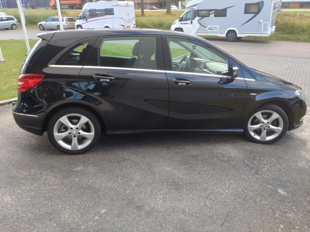 Mercedes-Benz B-Klasse 180 ambition