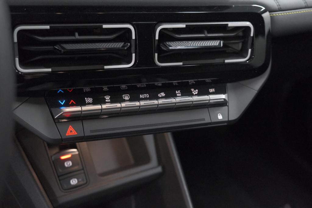 Renault 4 comfort range iconic 52 kwh | pack advanced driving assist | came