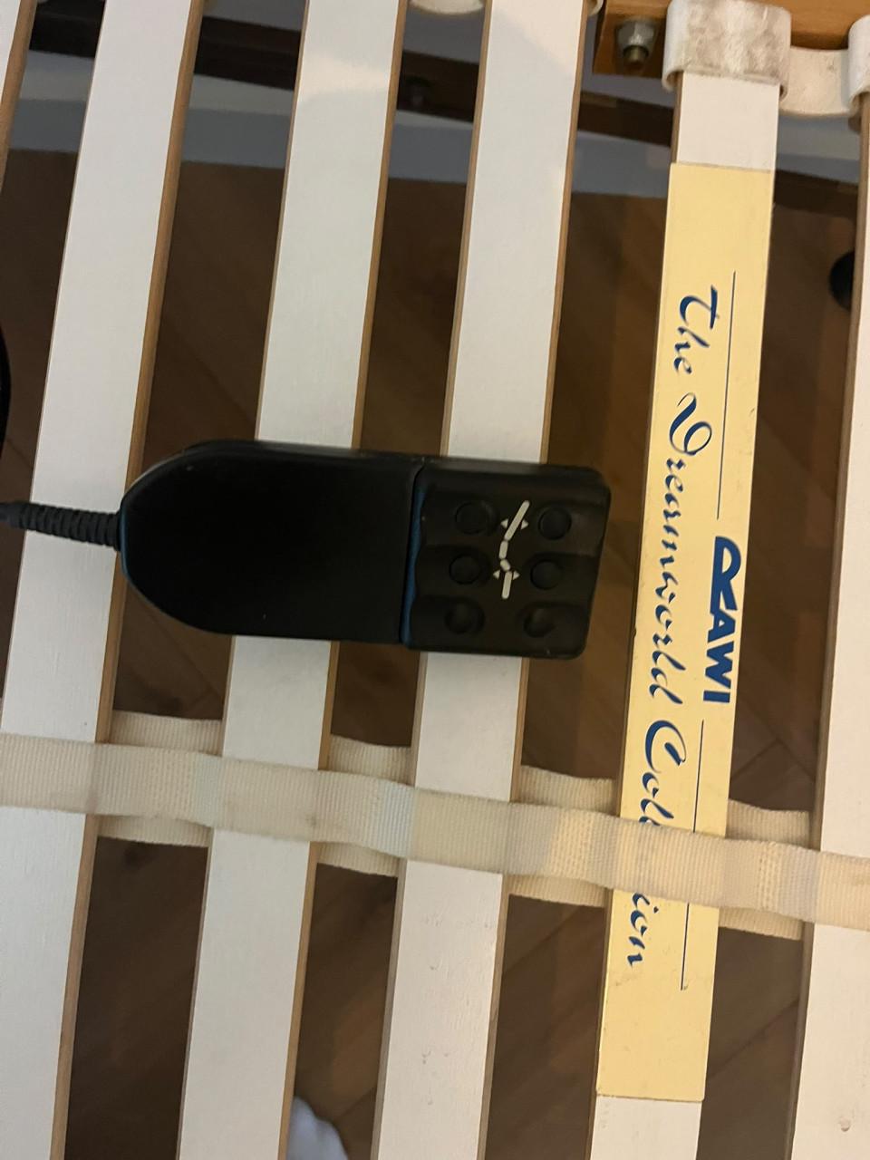 1 persoonsbed elektrisch incl matras