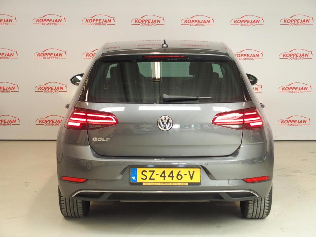 Volkswagen Golf 1.0 tsi comfortline business|stoelverwarming|all season ban