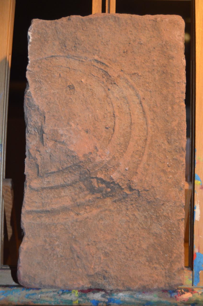 Terracotta gevelsteen Majapahit O. Java 13e - 15e eeuw