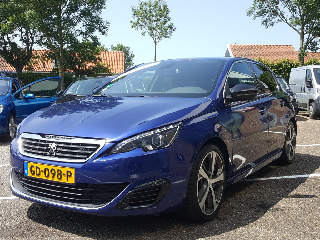 Peugeot 308 gt 1.6 turbo-205pk navigatie | full-led | alcantara | trekhaak 