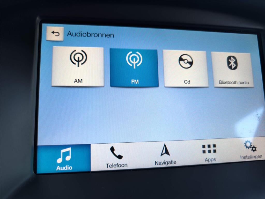 Ford Focus 1.0 ecoboost 5-deurs titanium | carplay | trekhaak | nwe distrib