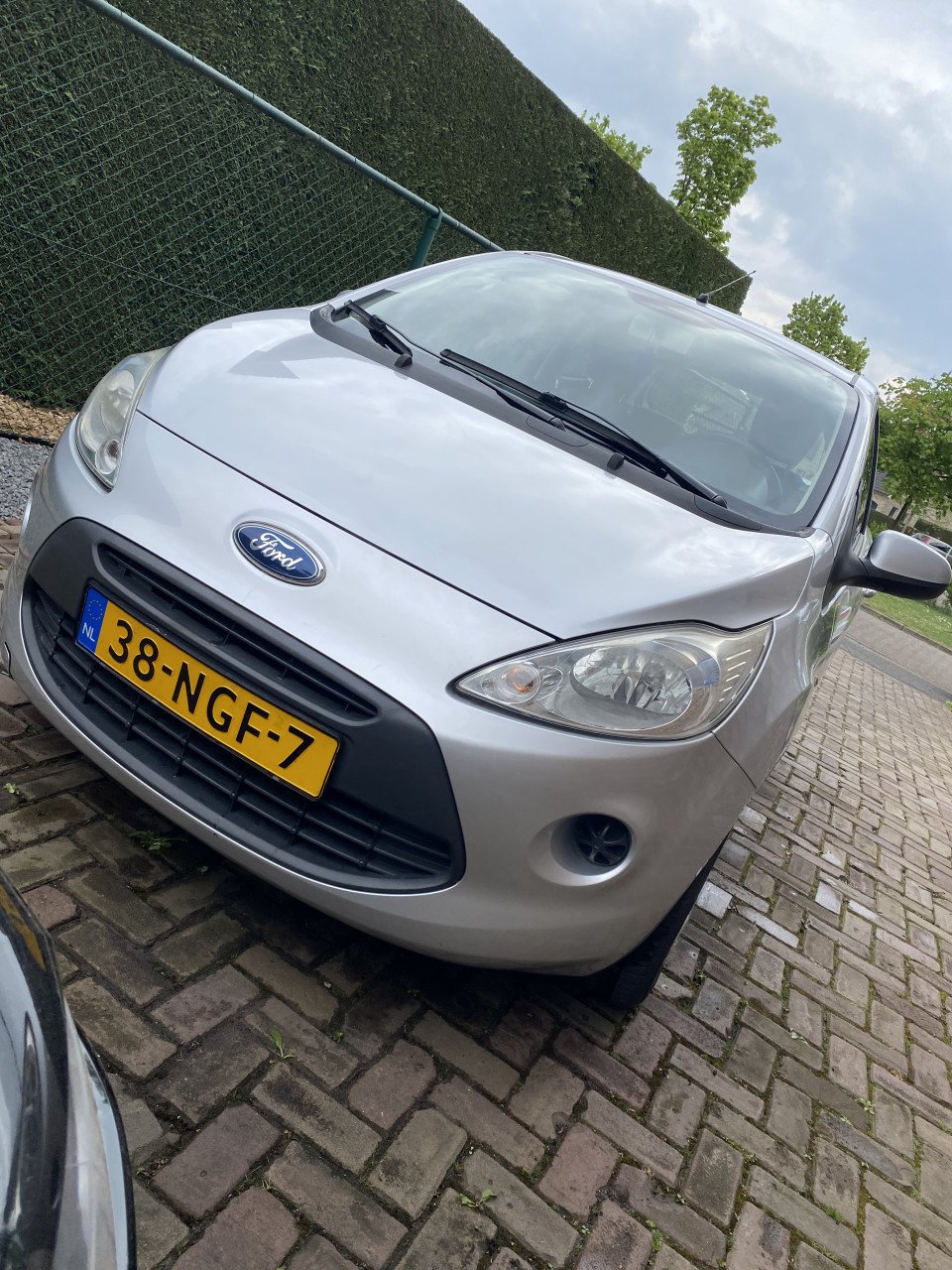 Ford ka. Nieuwe distributie en grote beurt