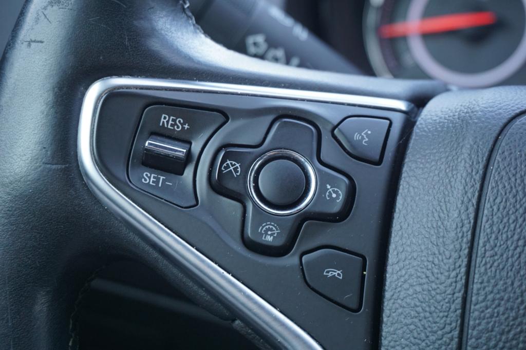 Opel Insignia 1.6 cdti innovation automaat - airco / navi / cruise / elektr