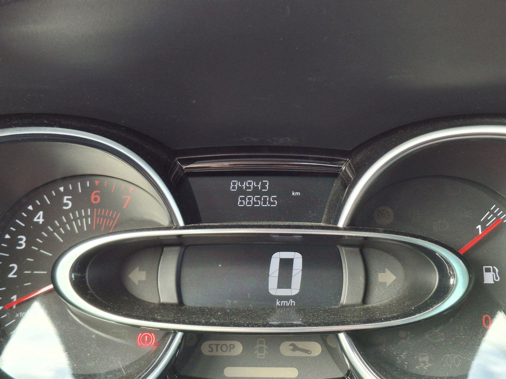 Renault Clio 0.9 tce limited cruise control | parkeersensoren | ac | dab | 