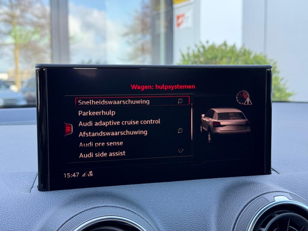 Audi Q2 35 tfsi cod s- edition * pano * leder * keyless * virtual cockpit