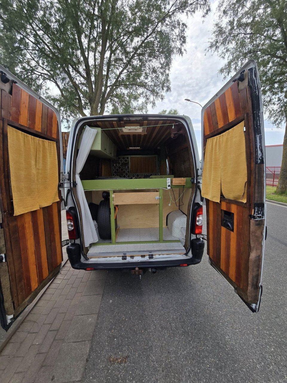 Renault Master bus Camper 2.5 dci