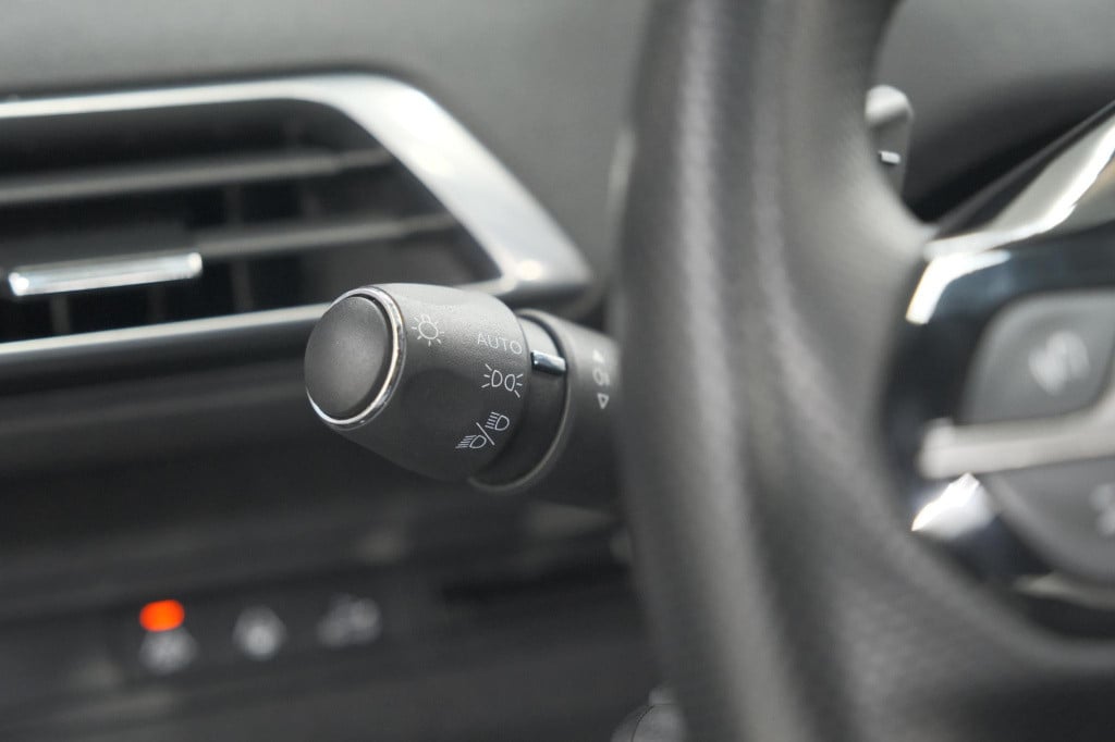 Peugeot 3008 1.6 puretech 180 gt | panoramadak | adaptieve cruise control |
