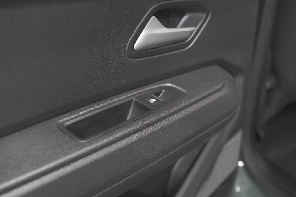 Dacia Duster mild hybrid 130 expression | camera | stoelverwarming | apple 